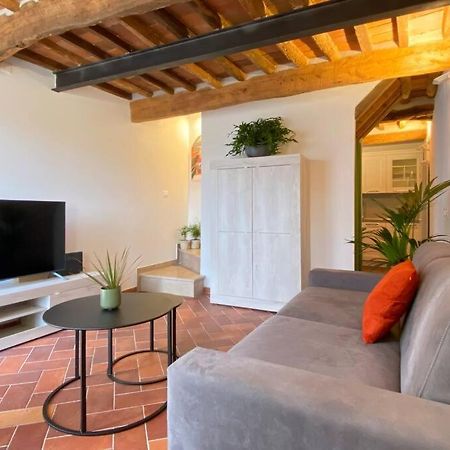 Viaggiare Smart Wi-Fi, Tv Hd, Spazio Di Lavoro, Parcheggio Gratuito Nella Struttura, Capannori Exteriör bild